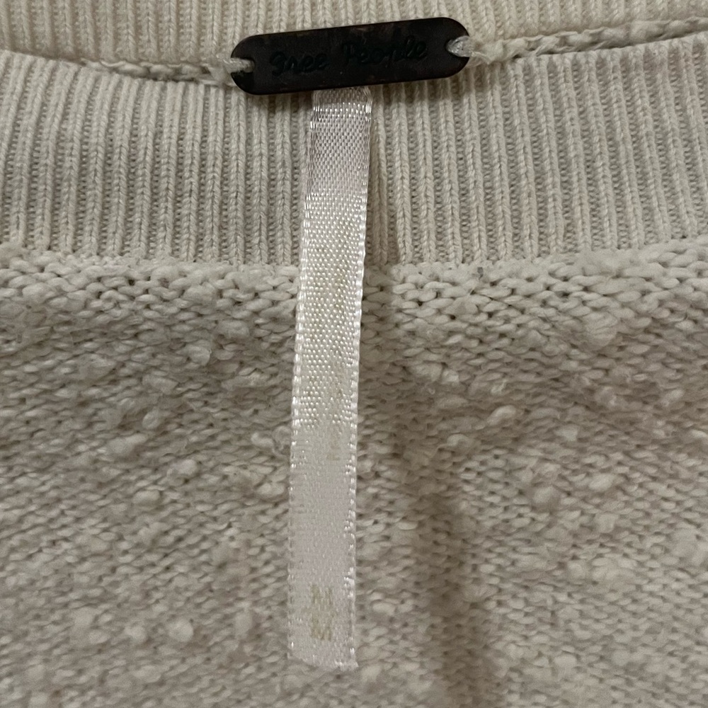 Sweater - Picture 3 of 3